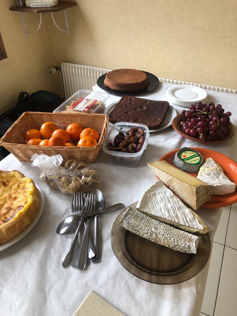 Le buffet de l'autre côté